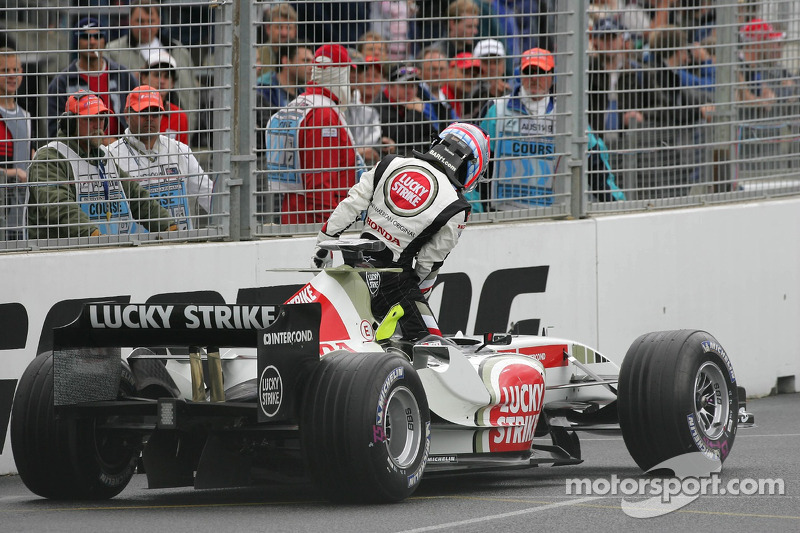 Takuma Sato stopped, track