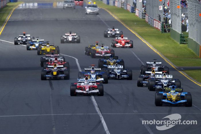 Inicio: Giancarlo Fisichella lidera a Jarno Trulli y Mark Webber