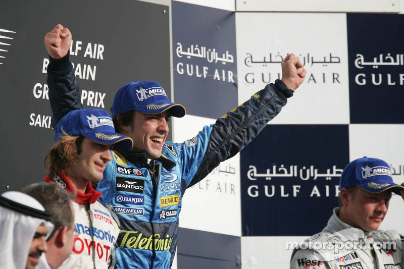 12- Fernando Alonso, 1º en el GP de Bahrein 2005 con Renault