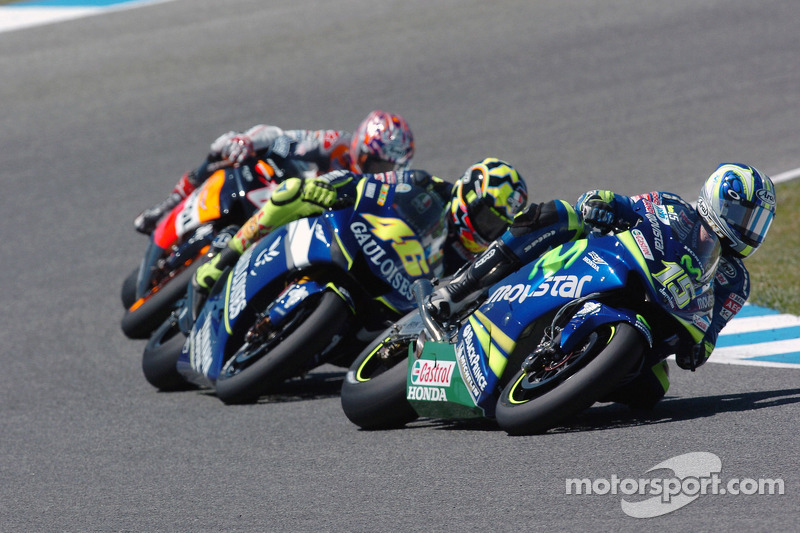 Sete Gibernau lidera a Valentino Rossi