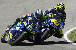 Kollision: Sete Gibernau, Honda; Valentino Rossi, Yamaha