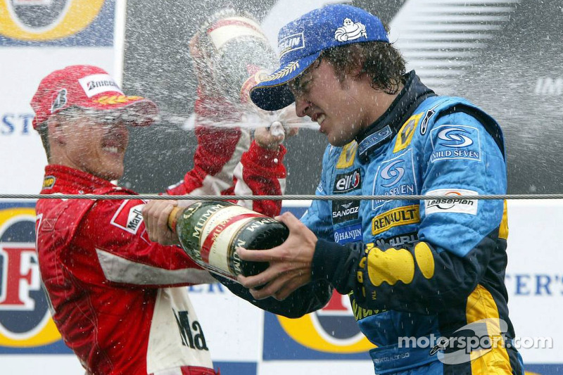 Podyum: Fernando Alonso ve Michael Schumacher