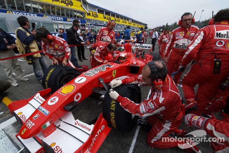 Michael Schumacher sur la grille