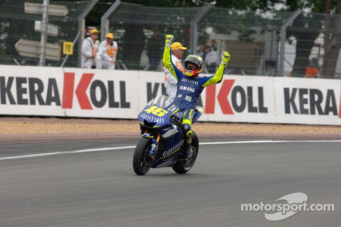 Valentino Rossi en el GP 500 de Portugal 2001