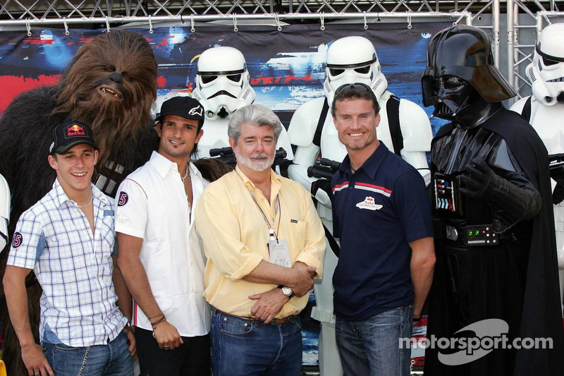 (F1) Christian Klien, Chewbacca, Vitantonio Liuzzi, George Lucas, David Coulthard e Darth Vader