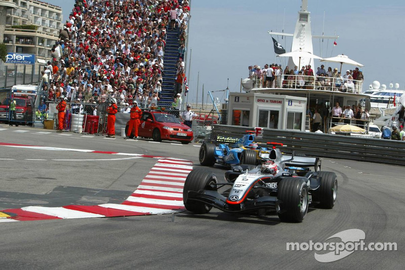 Kimi Räikkönen à la chicane du Port