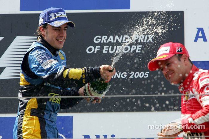 Podio:Fernando Alonso y Rubens Barrichello