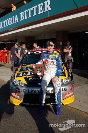 Craig Lowndes grabbed his third pole position for the season