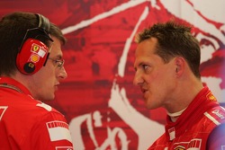 Chris Dyer et Michael Schumacher