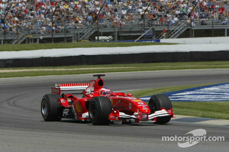 2005: Ferrari, 8º no campeonato (38 pts). O brasileiro foi 68 vezes ao pódio.