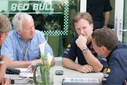 Charlie Whiting, Christian Horner y Dave Stubbs