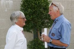 Bernie Ecclestone y Charlie Whiting