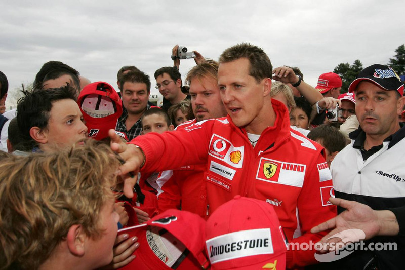 Michael Schumacher e fãs