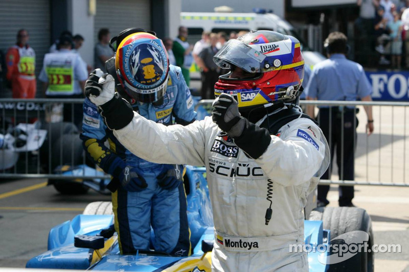 Ganador de la carrera Juan Pablo Montoya celebra