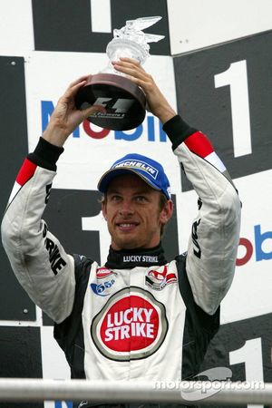 Jenson Button sur le podium