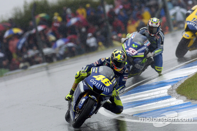 Valentino Rossi, Yamaha; Marco Melandri, Honda