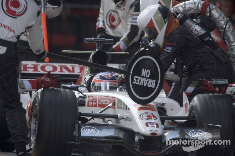 Pitstop for Takuma Sato