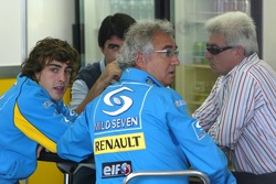 Fernando Alonso, Flavio Briatore und Pat Symonds
