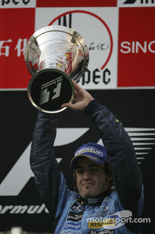 Fernando Alonso sur le podium