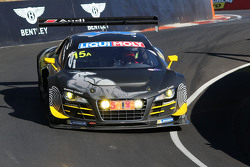 #15 Phoenix Racing Audi R8 LMS ultra: Marco Mapelli, Laurens Vanthoor, Markus Winkelhock