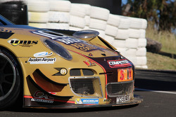 #12 Porsche GT3 R: David Calvert-Jones, Patrick Long, Chris Pither in trouble