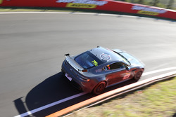 #76 Aston Martin Vantage GT4: Andreas Baenziger, Florian Kamelger, Christopher Porritt