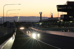 Early morning race action