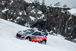 Thierry Neuville ve Nicolas Gilsoul, Hyundai i20 WRC, Hyundai Motorsport