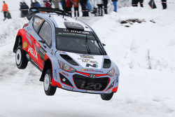 Thierry Neuville and Nicolas Gilsoul, Hyundai i20 WRC, Hyundai Motorsport