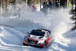 Thierry Neuville and Nicolas Gilsoul, Hyundai i20 WRC, Hyundai Motorsport