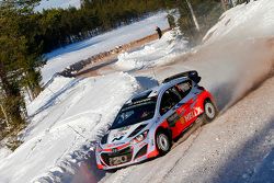 Thierry Neuville ve Nicolas Gilsoul, Hyundai i20 WRC, Hyundai Motorsport