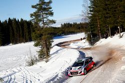 Hayden Paddon and John Kennard, Hyundai i20 WRC, Hyundai Motorsport