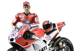 Andrea Dovizioso, Equipo Ducati