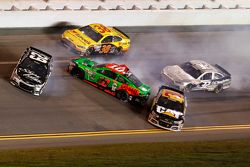 Brian Scott, Richard Childress Racing Chevrolet, Ryan Newman, Richard Childress Racing Chevrolet, Bobby Labonte, GoFAS Racing Ford, Danica Patrick, Stewart-Haas Racing Chevrolet in trouble