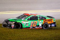 Danica Patrick, Stewart-Haas Racing Chevrolet en problemas