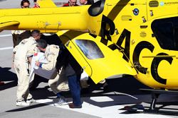 Fernando Alonso, McLaren is taken by helicopter to hospital