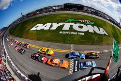 Inicio: Jeff Gordon, Hendrick Motorsports Chevrolet al Frente de la pista