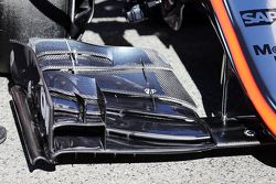 McLaren MP4-30 detalle de ala delantera