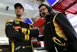 Romain Grosjean, Lotus F1 Team, und Julien Simon-Chautemps, Romain Grosjean, Renningenieur, Lotus F1