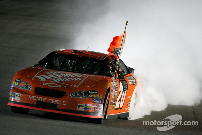 2005: Tony Stewart - Joe Gibbs Racing - Chevrolet