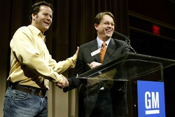 Team Gordon: Robby Gordon and GM's Brent Dewar at SEMA 2005