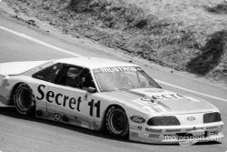 #11 Roush Mustang: Lyn St. James