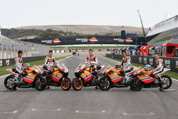 Séance photos des pilotes Repsol MotoGP, 250 et 125: Dani Pedrosa, Nicky Hayden, Sebastian Porto, Shuhei Aoyama et Bradley Smith