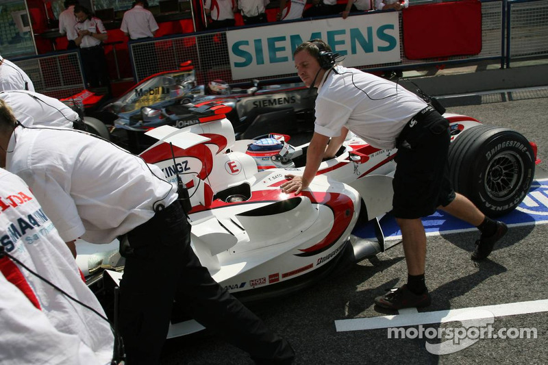 Takuma Sato et Kimi Räikkönen