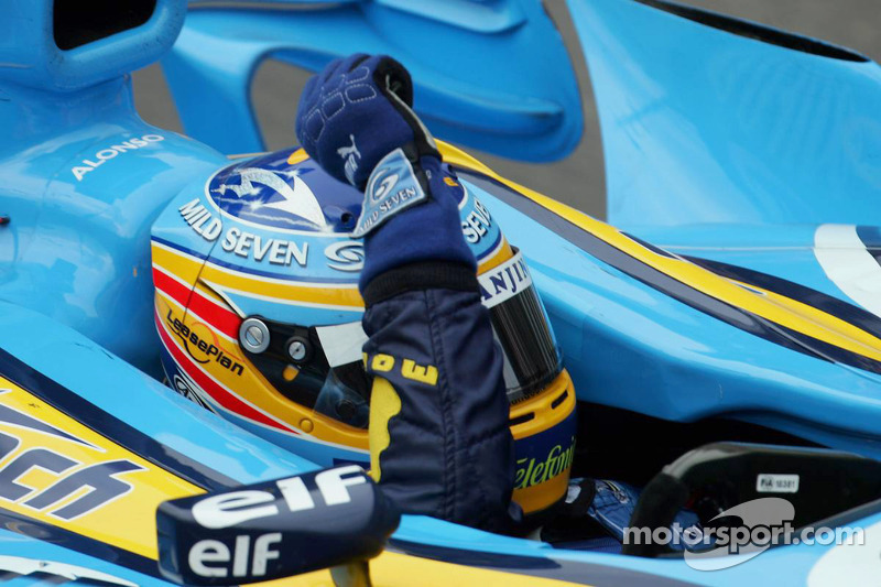 Fernando Alonso celebra