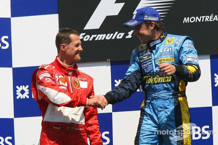 Podio: ganador de la carrera Fernando Alonso 
segundo lugar Michael Schumacher