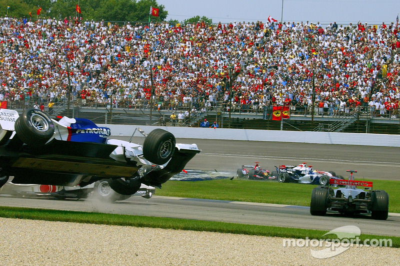 Neben Heidfeld werden weitere Piloten verwickelt, unter anderem ...