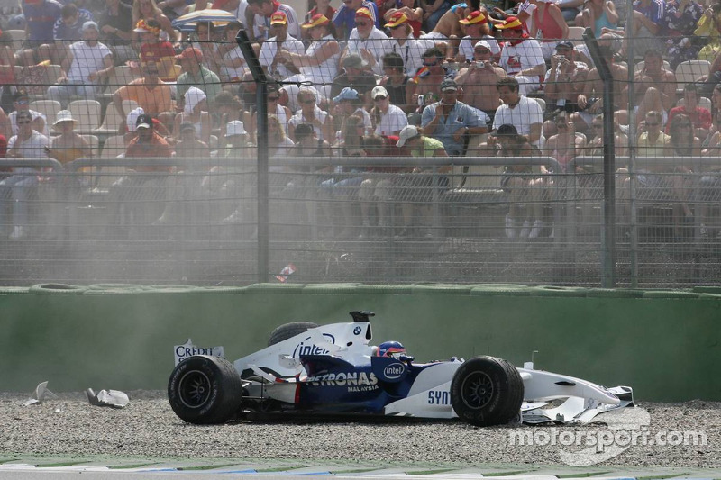 A última prova do canadense aconteceu no GP da Alemanha, em Hockenheim. Ele foi substituído por Robert Kubica.