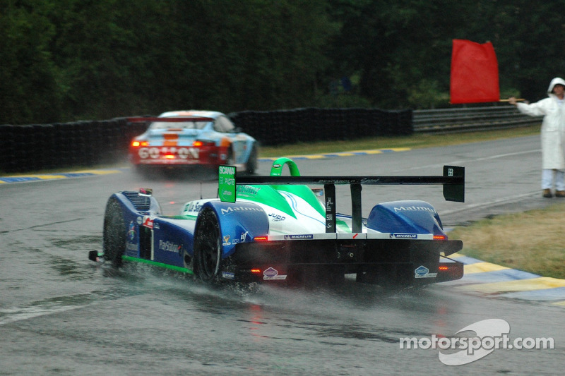 Pescarolo C60 Judd №17 команды Pescarolo Sport: Эрик Элари, Франк Монтаньи, Себастьен Леб