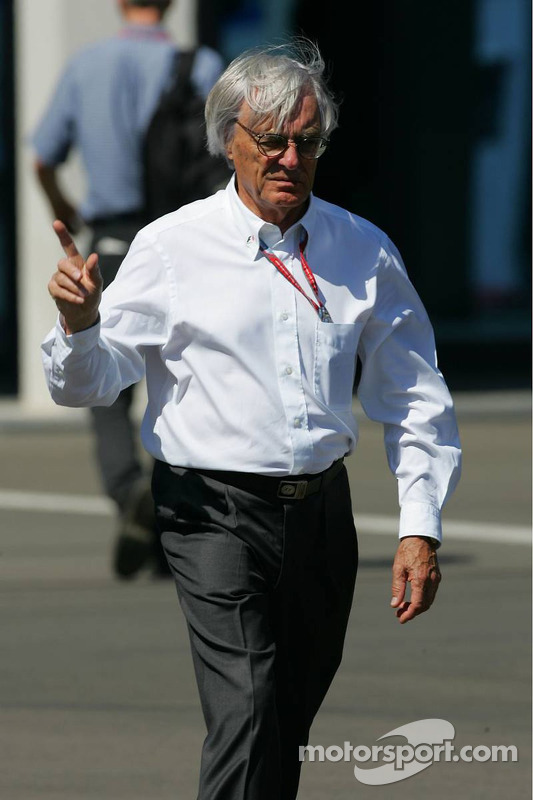 17 Şubat 2006: Bernie Ecclestone'ın Vegas savaşı
